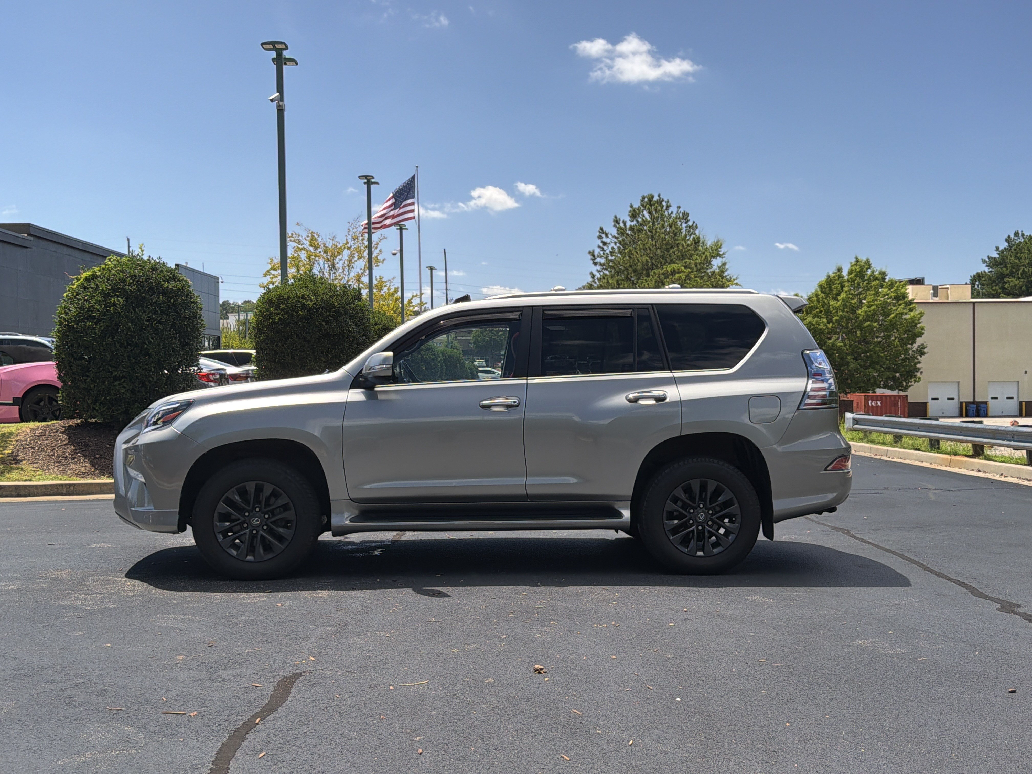 Used 2023 Lexus GX 460 Premium w/ Premium Package AWD/4WD image 12