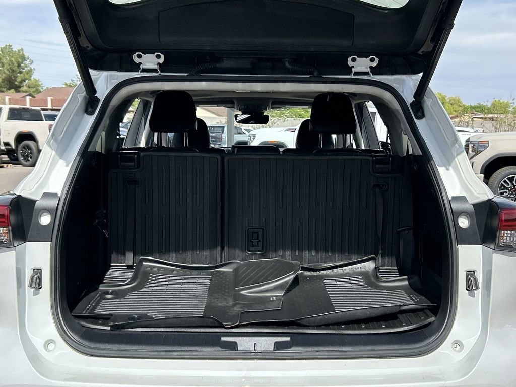 Used 2023 Toyota Highlander Limited AWD/4WD image 27