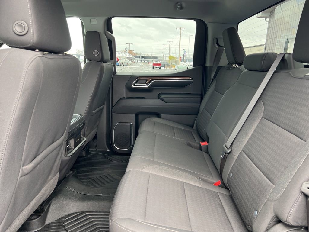 Used 2022 Chevrolet Silverado 1500 LT Trail Boss image 26