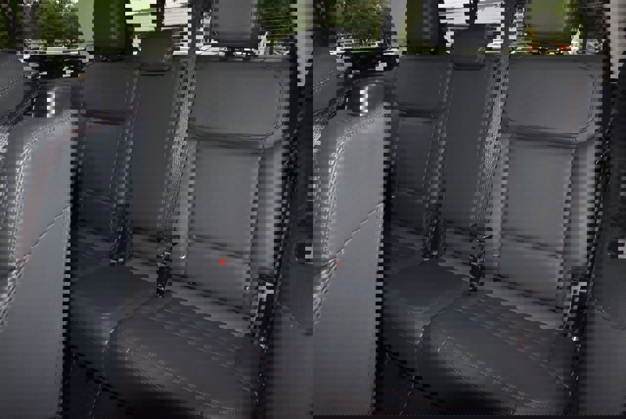 Certified 2025 Ford Expedition Active image 15