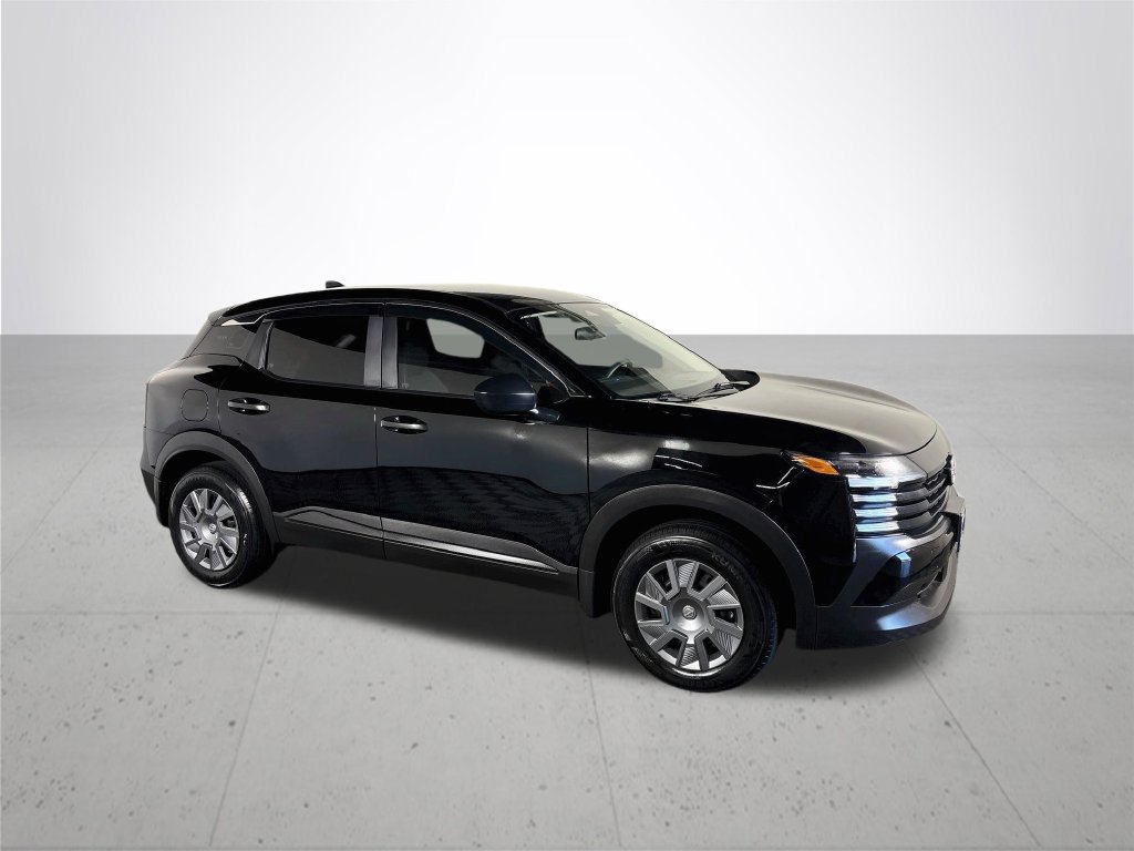 Used 2025 Nissan Kicks S AWD/4WD image 4