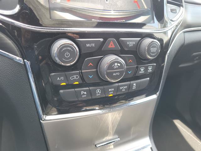 Used 2020 Jeep Grand Cherokee Limited RWD image 50