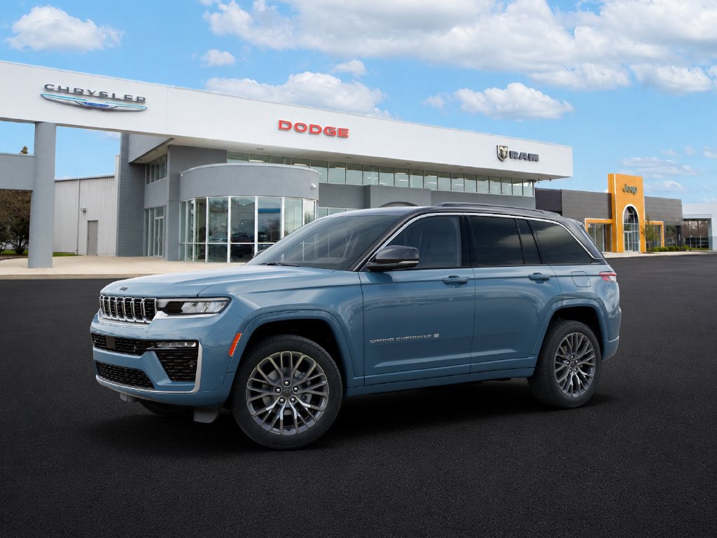 New 2027 Jeep Grand Cherokee Summit w/ Adv Protech Group IV AWD/4WD image 2