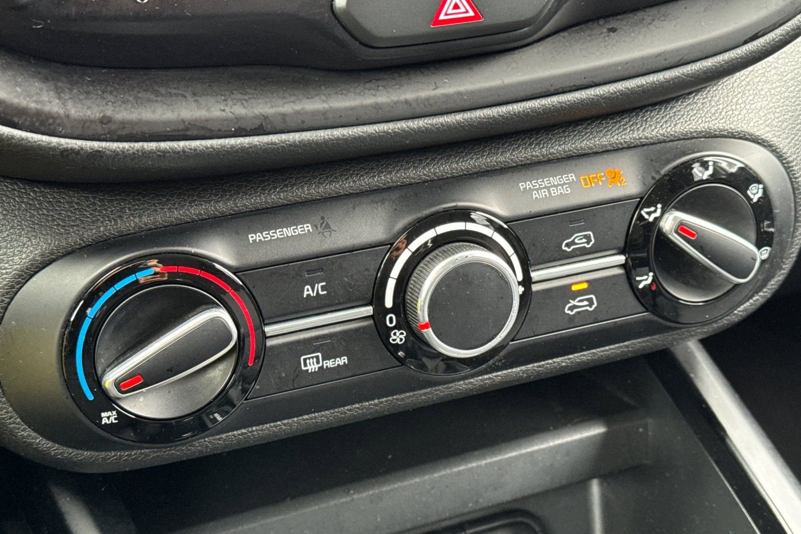 Used 2023 Kia Soul LX w/ LX Technology Package image 21