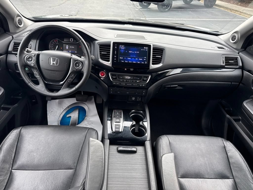 Certified 2017 Honda Pilot Elite image 18