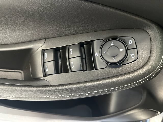 Used 2023 Buick Encore GX Preferred w/ Cold Weather Comfort Package AWD/4WD image 21