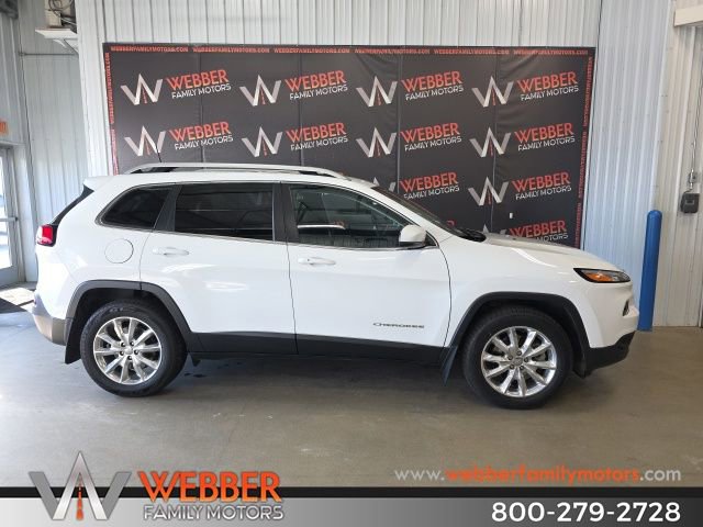 Used 2017 Jeep Cherokee Limited w/ Trailer Tow Group image 4