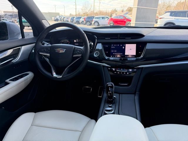 Used 2020 Cadillac XT6 Sport image 15