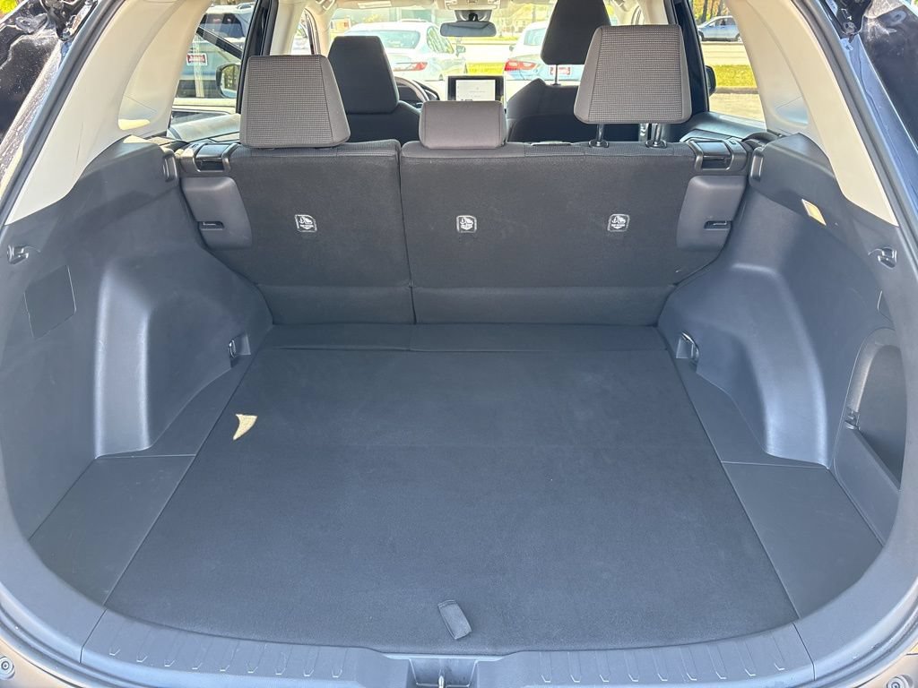 Used 2025 Toyota RAV4 LE AWD/4WD image 25