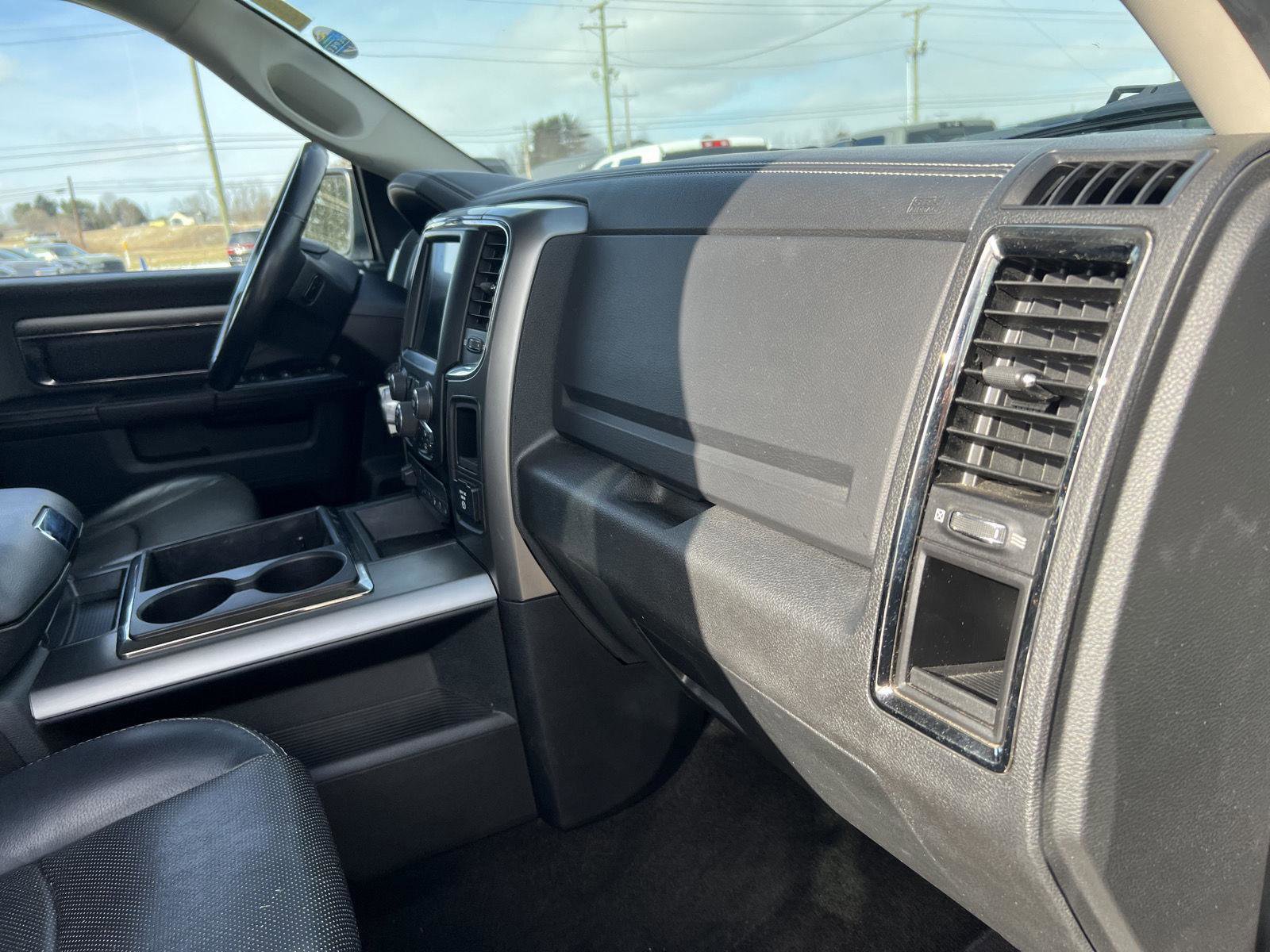 Used 2015 RAM 1500 Sport w/ Remote Start & Security Group image 35