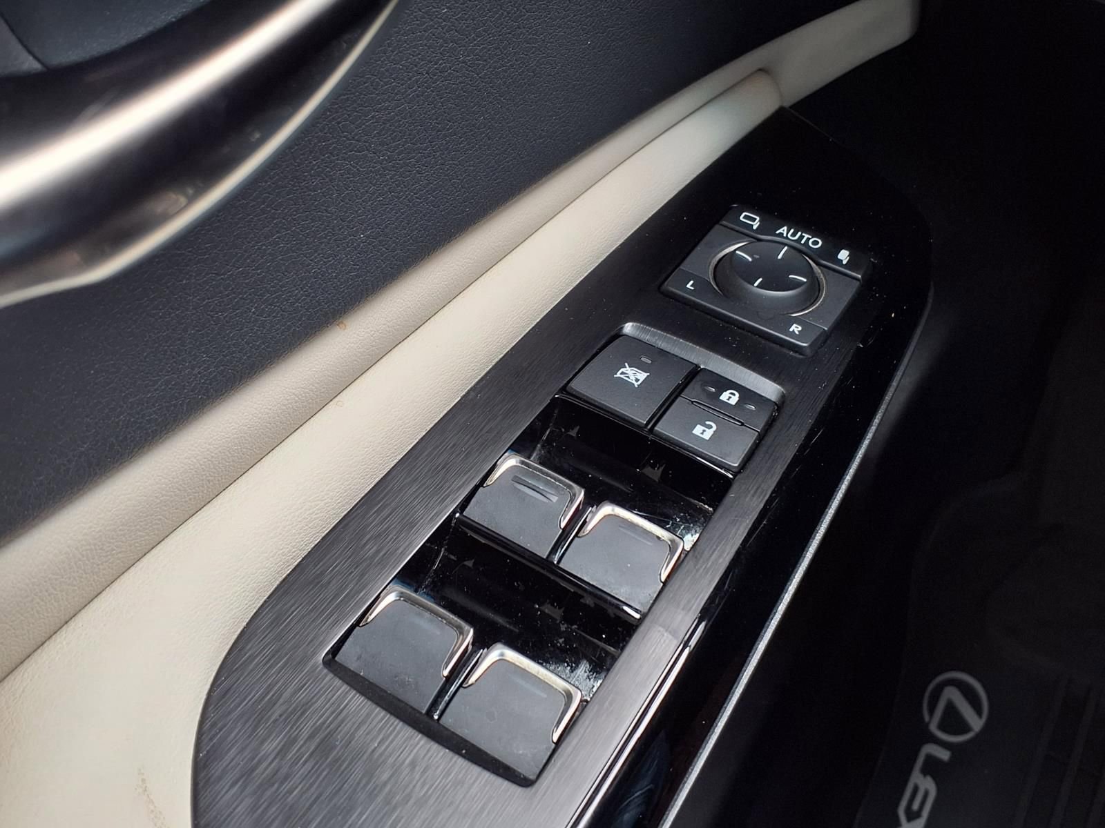 Used 2023 Lexus ES 350 w/ Premium Package FWD image 21