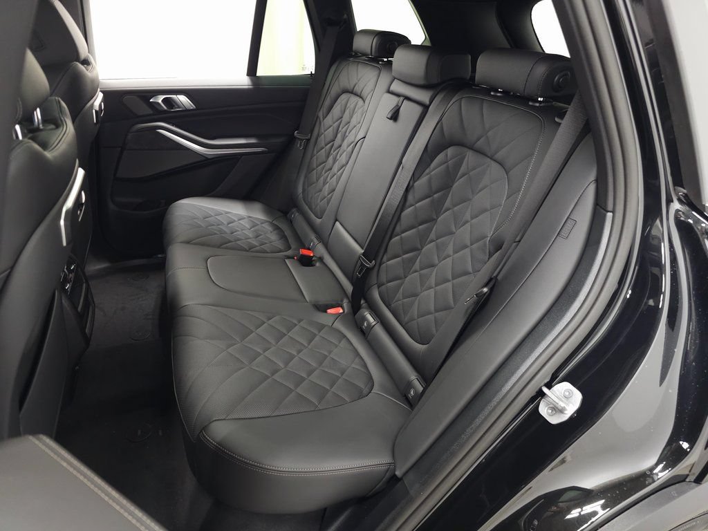 Used 2026 BMW X5 xDrive40i w/ Premium Package AWD/4WD image 38