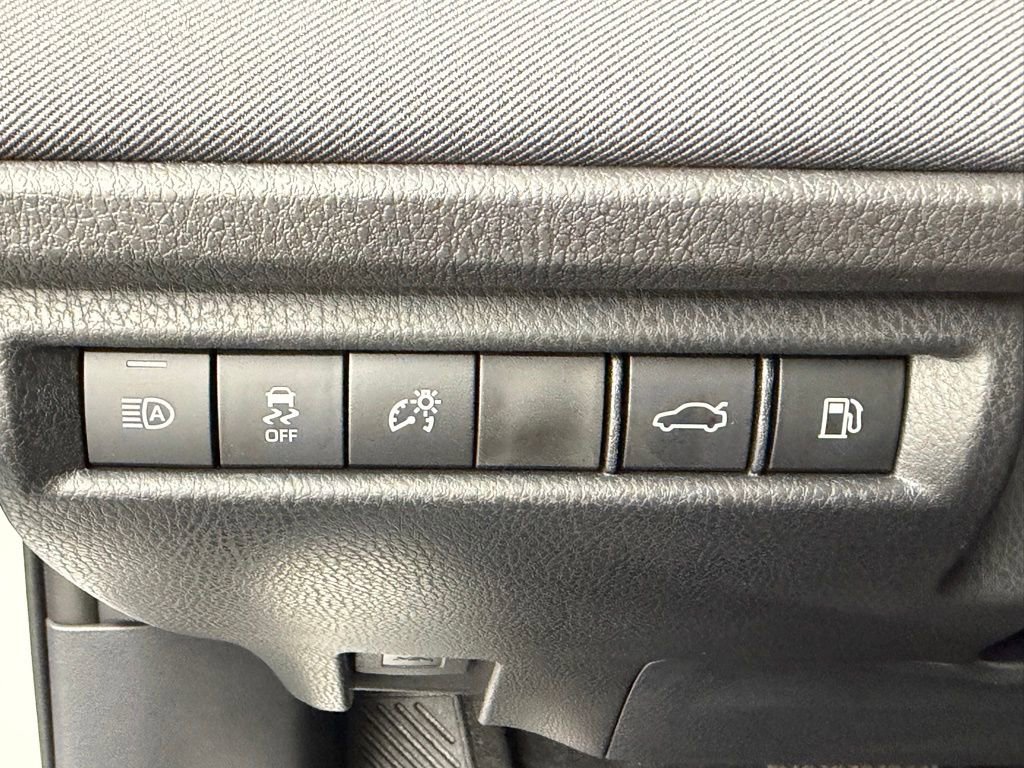 Used 2026 Toyota Camry LE FWD image 26