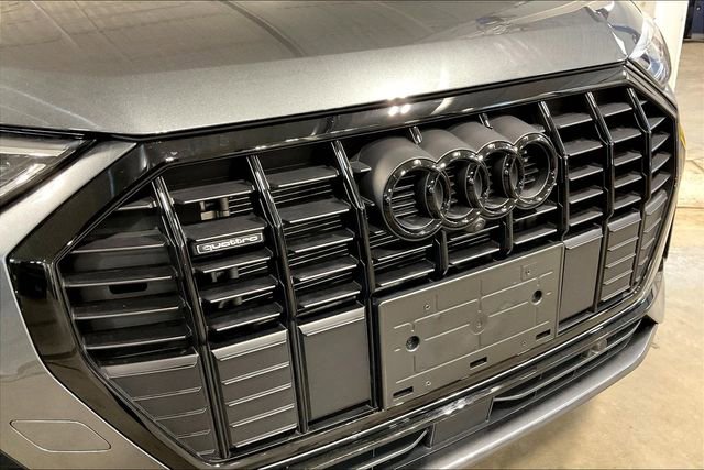 Certified 2025 Audi Q3 2.0T Premium Plus w/ Premium Plus Package AWD/4WD image 30
