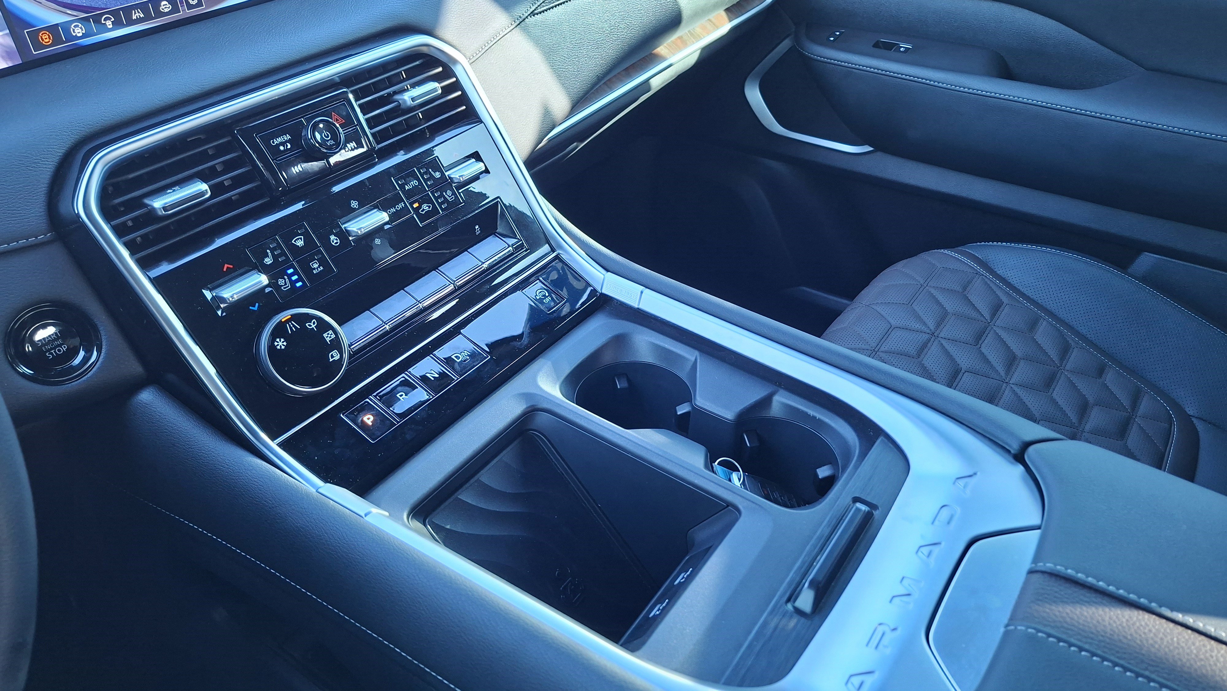 Certified 2025 Nissan Armada Platinum image 16