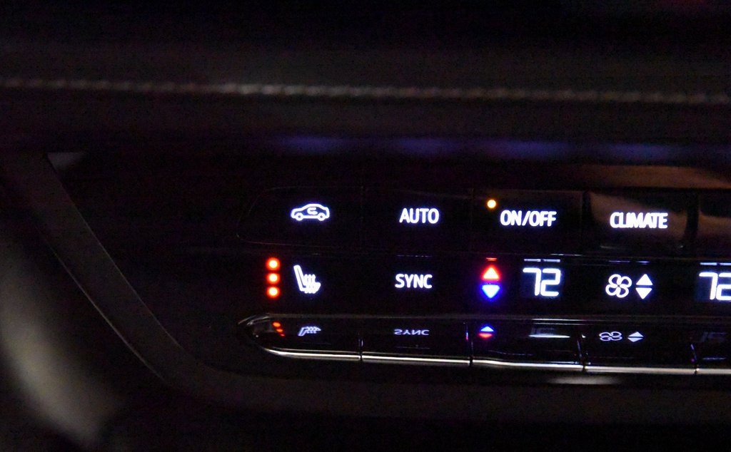 Used 2023 Buick Envision Preferred w/ Sport Touring Package image 22