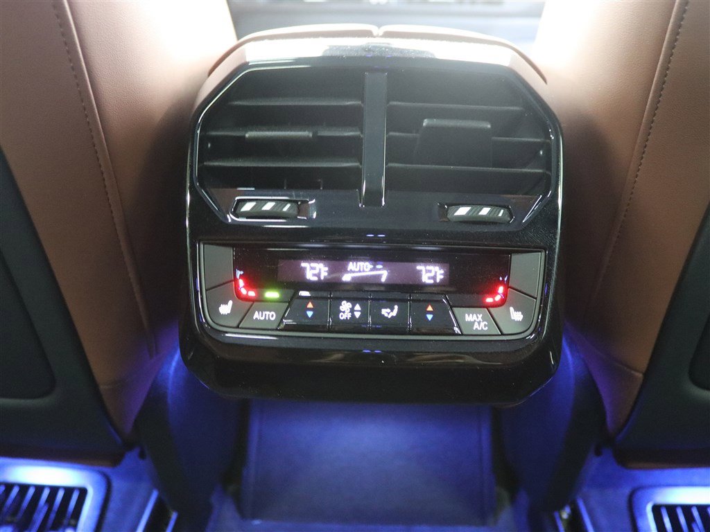 Used 2023 BMW iX M60 w/ Executive Package AWD/4WD image 28