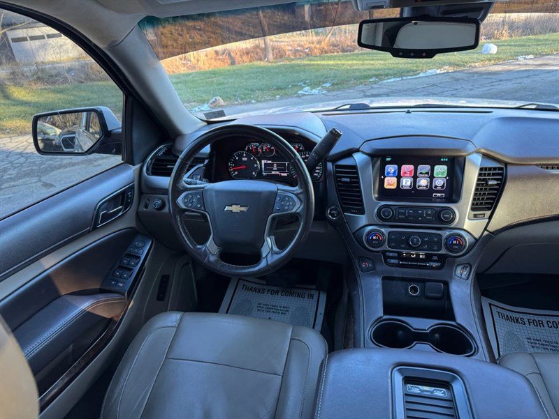 Used 2016 Chevrolet Suburban LT image 30