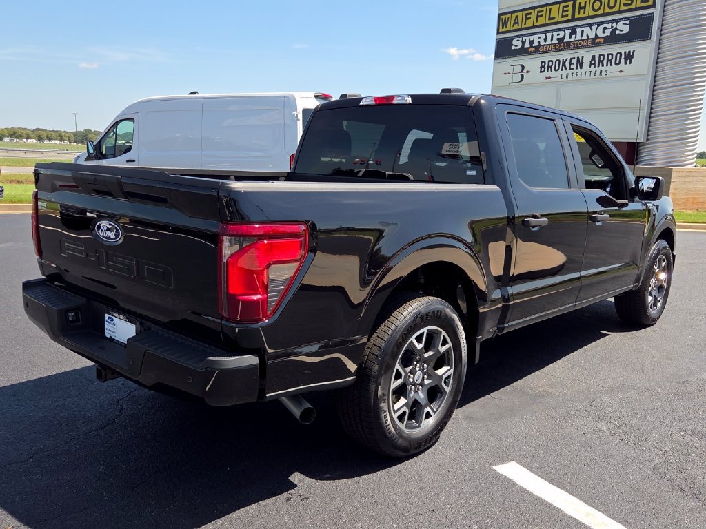 Used 2025 Ford F150 STX w/ Equipment Group 200A RWD image 17
