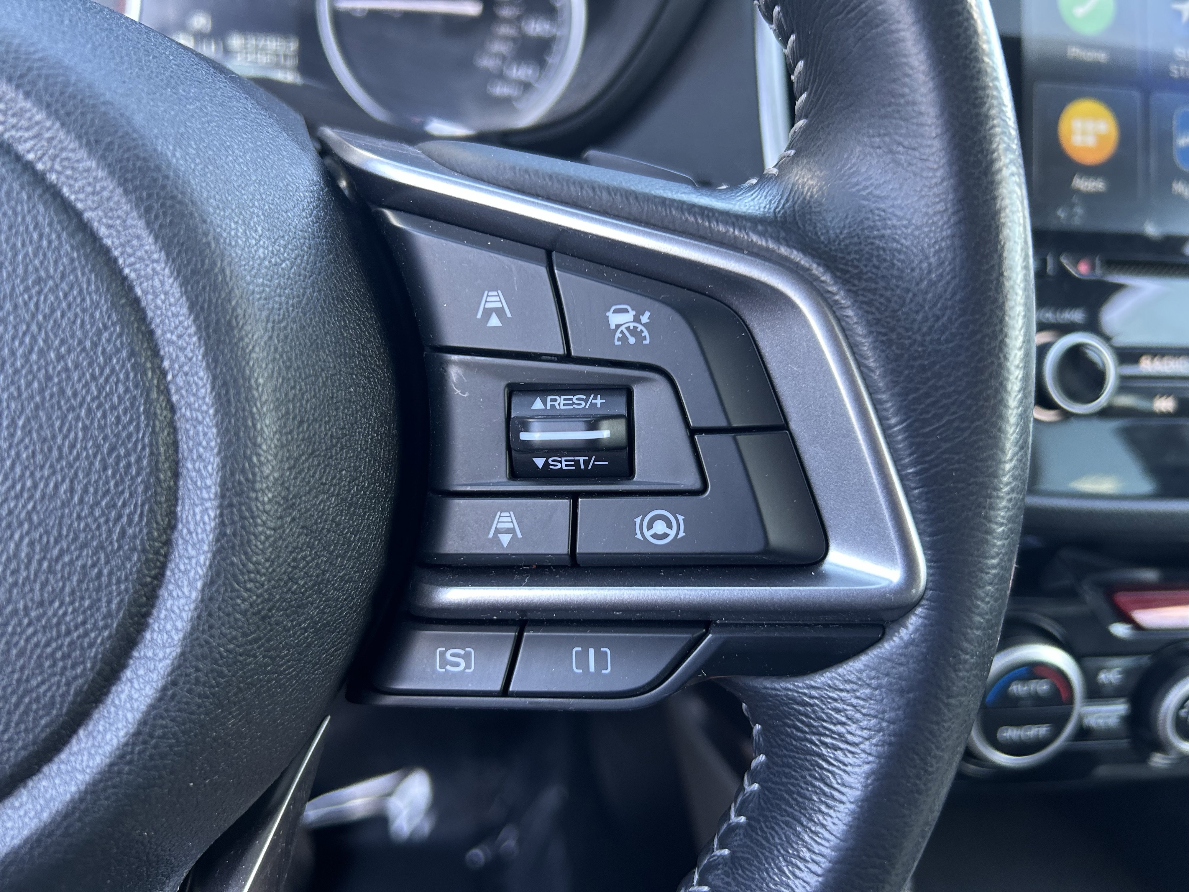 Certified 2023 Subaru Forester Limited AWD/4WD image 18