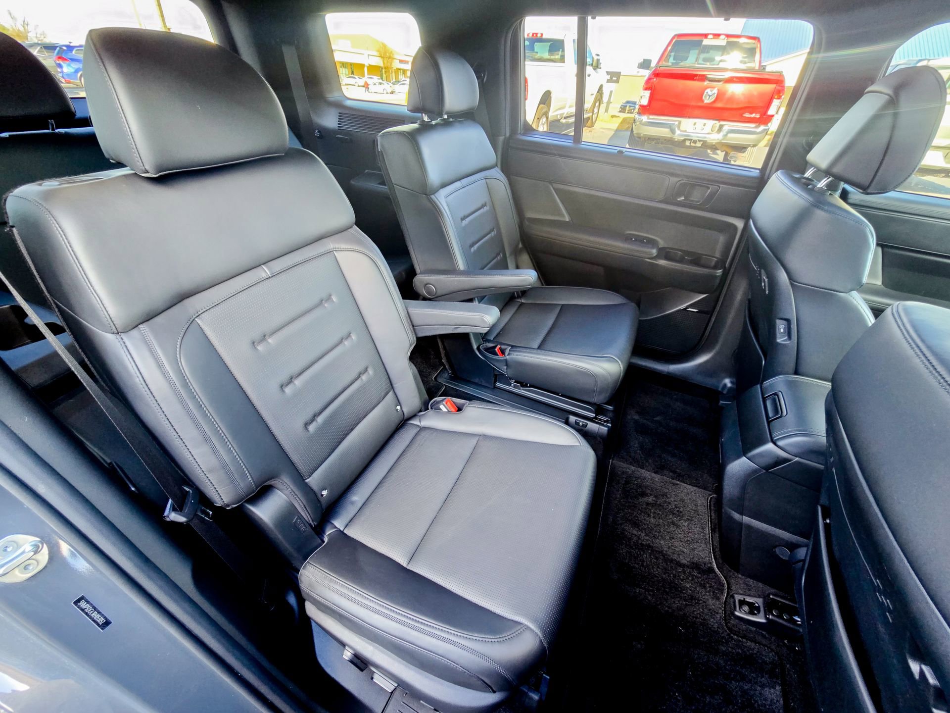 Used 2024 Hyundai Santa Fe Calligraphy image 30