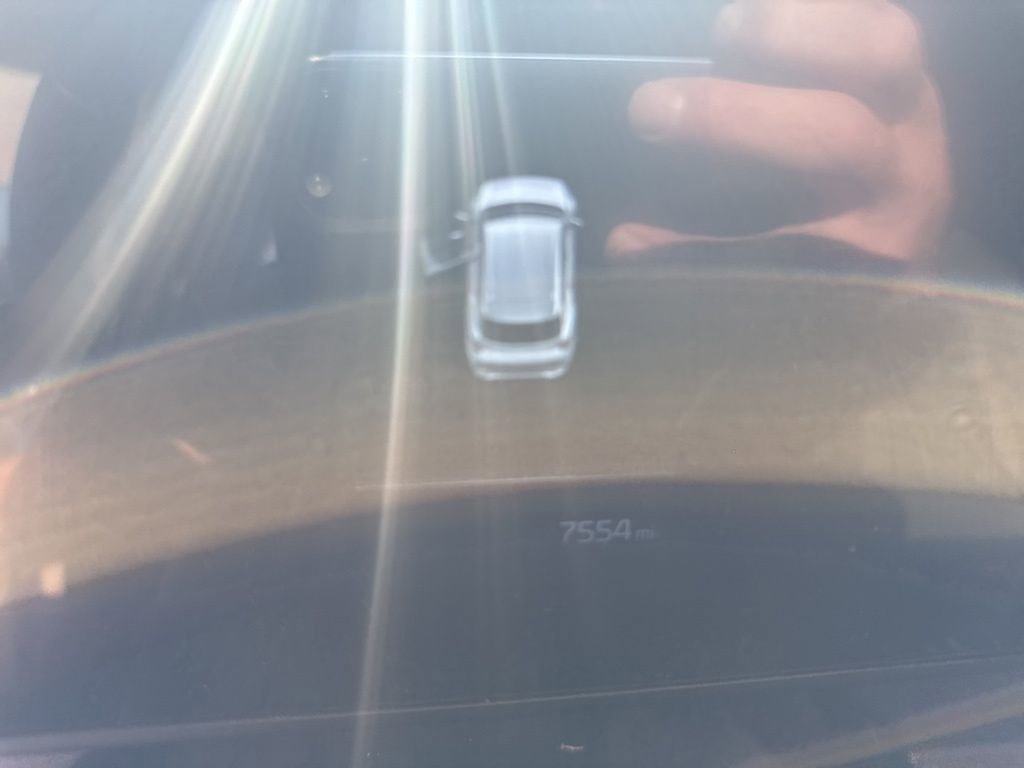 Used 2025 Kia Sportage EX FWD image 9
