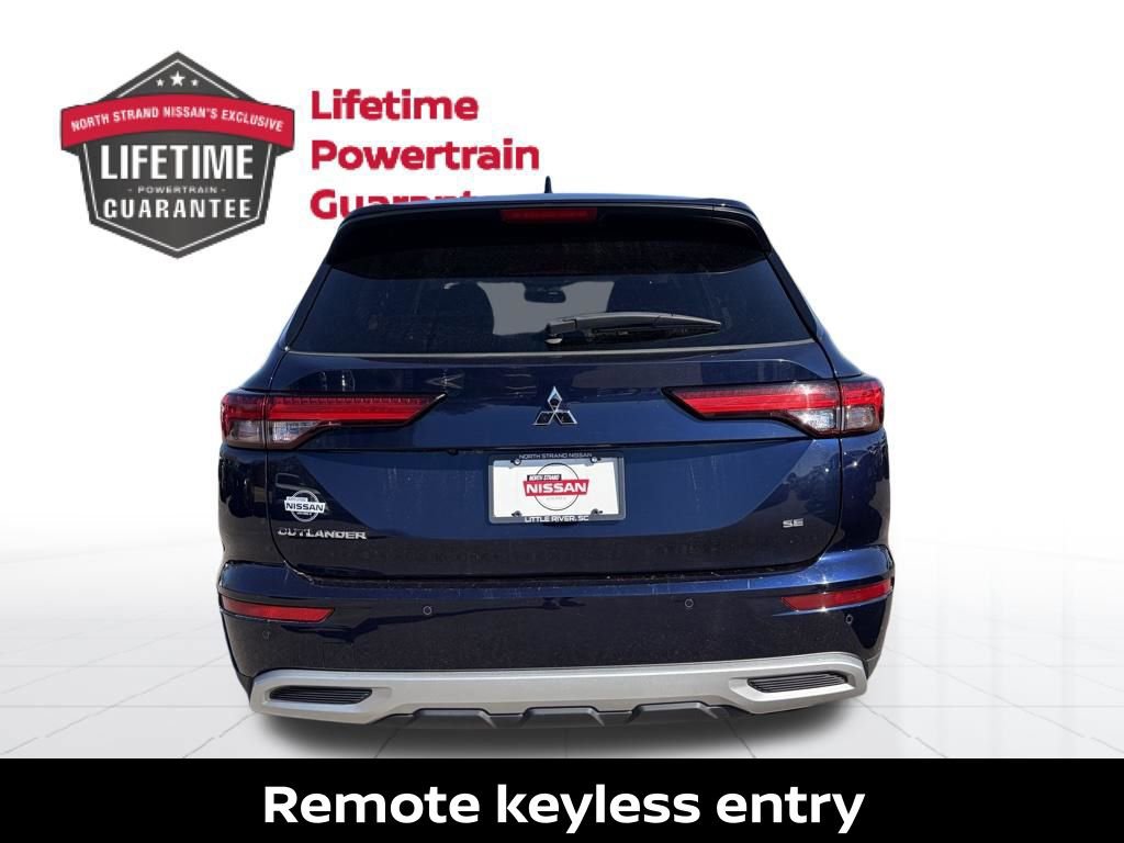 Used 2024 Mitsubishi Outlander SE image 5