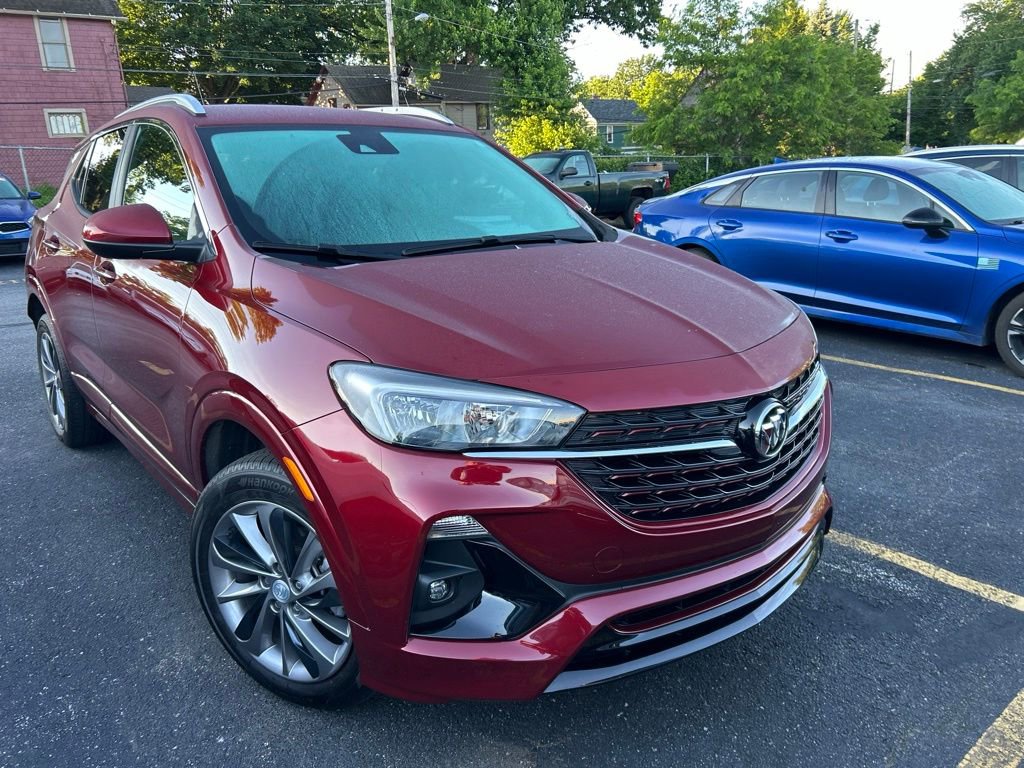 Used 2023 Buick Encore GX Select w/ Sport Touring Package AWD/4WD image 3