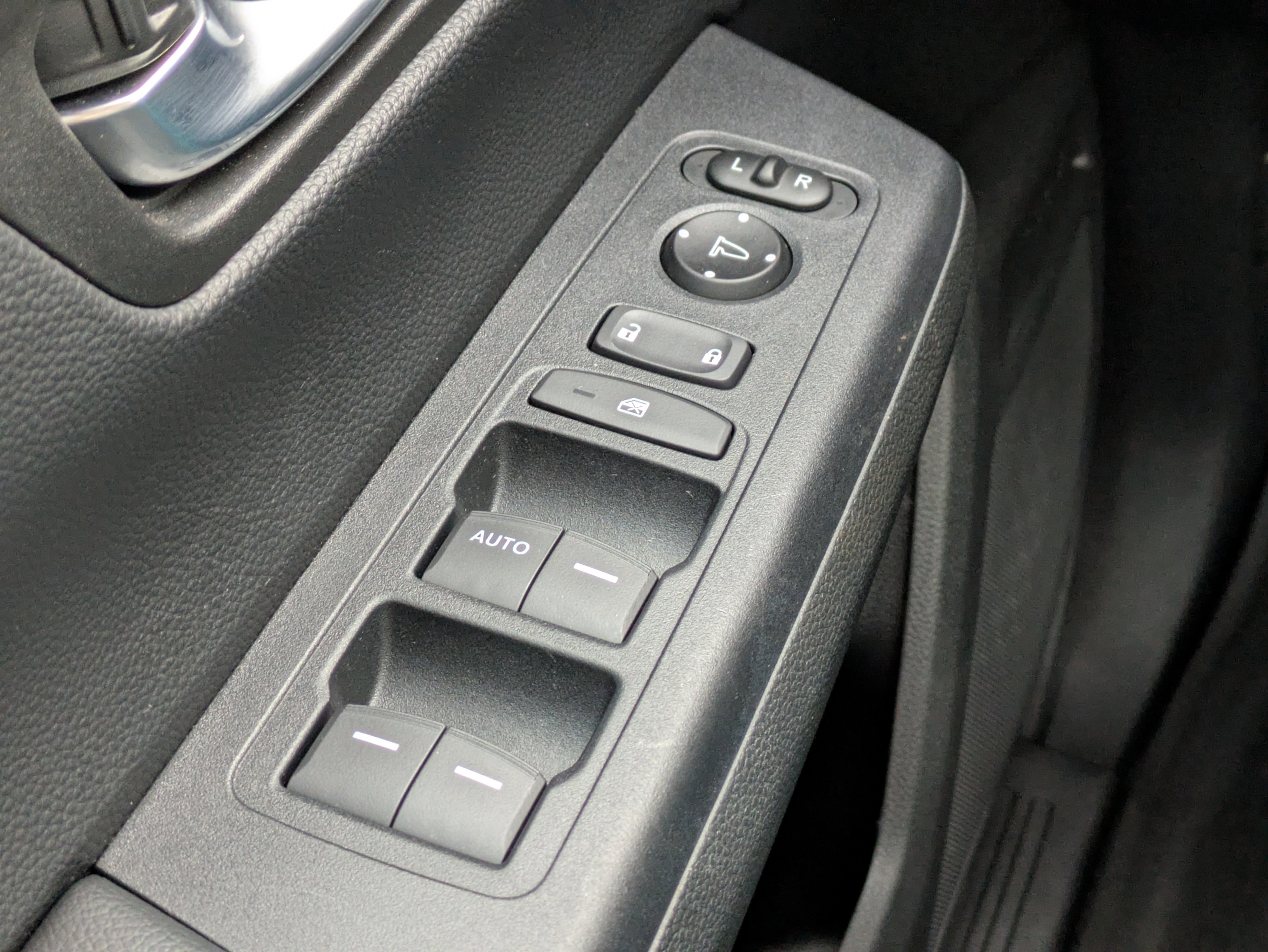 Certified 2024 Honda CR-V LX image 31