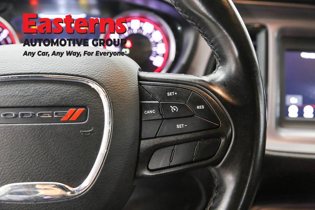 Used 2023 Dodge Challenger SXT image 16