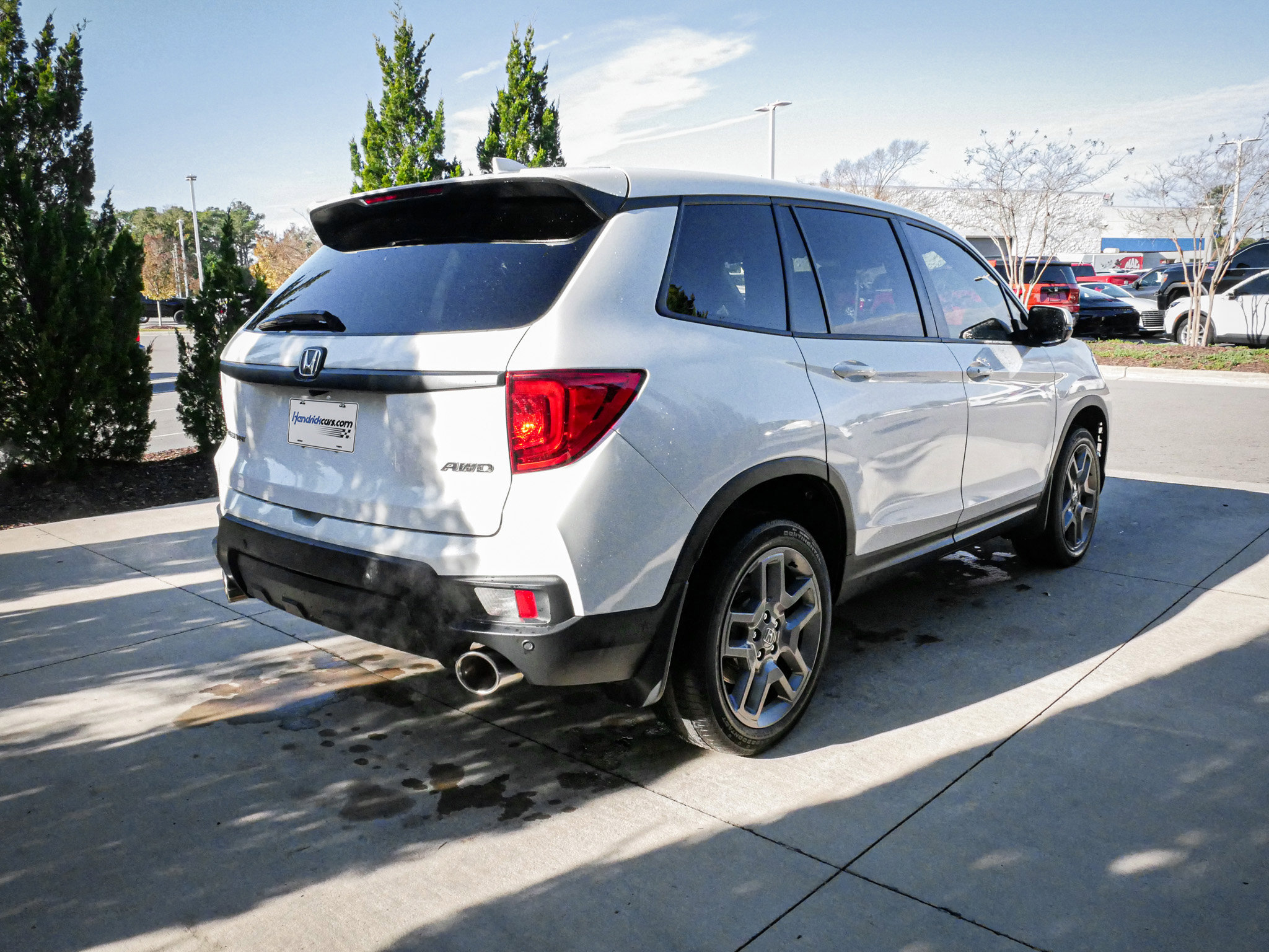 Used 2023 Honda Passport EX-L image 10