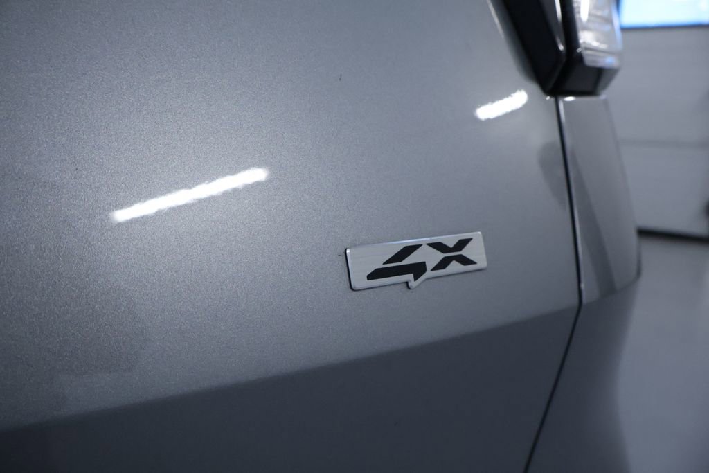 Used 2024 Kia Sportage LX image 11