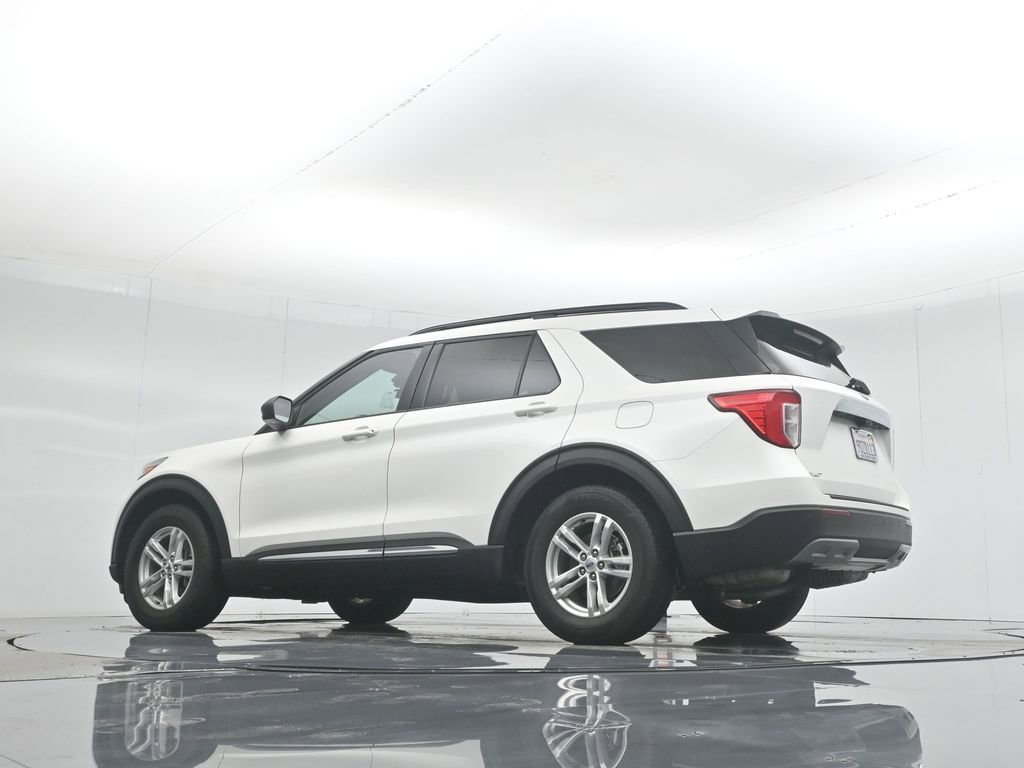 Certified 2022 Ford Explorer XLT w/ Equipment Group 202A image 57
