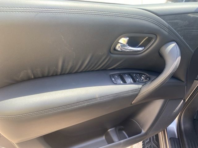 Used 2024 Nissan Armada SV w/ Cargo Package AWD/4WD image 17