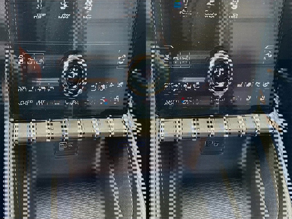 New 2026 GMC Terrain AT4 w/ Convenience Package III image 11