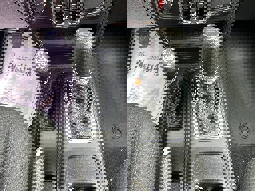 Used 2021 Jeep Wrangler Unlimited Sport image 22