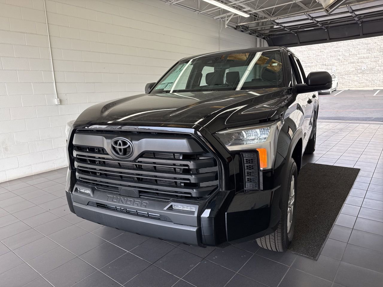 New 2026 Toyota Tundra SR5 image 3