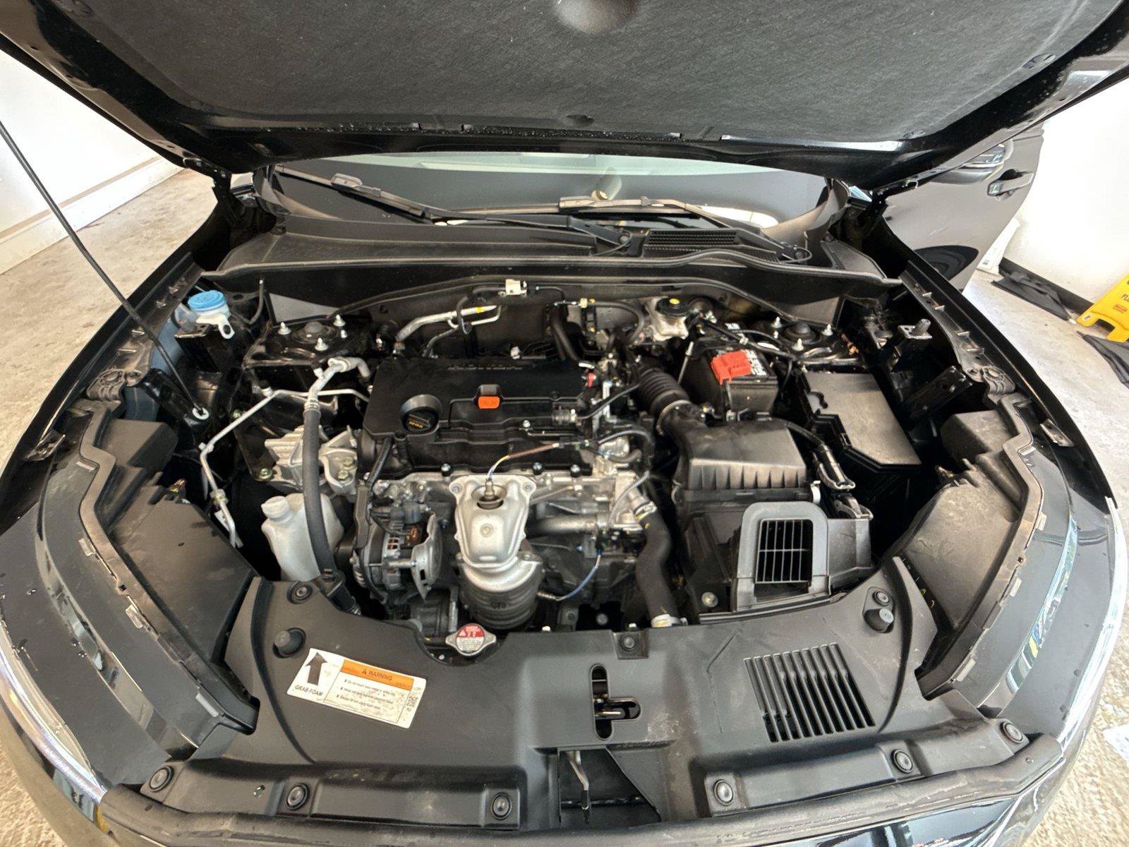 Used 2024 Honda HR-V EX-L image 18