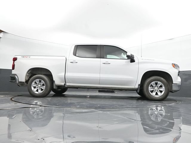 Used 2025 Chevrolet Silverado 1500 LT AWD/4WD image 47