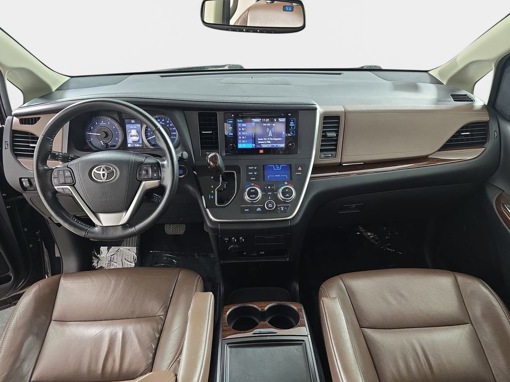 Used 2017 Toyota Sienna Limited Premium w/ Protection Package AWD/4WD image 14