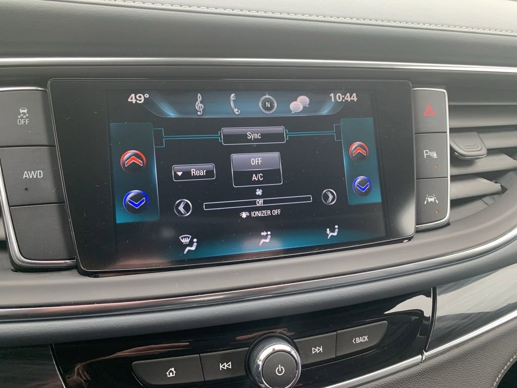 Used 2019 Buick Enclave Premium image 19