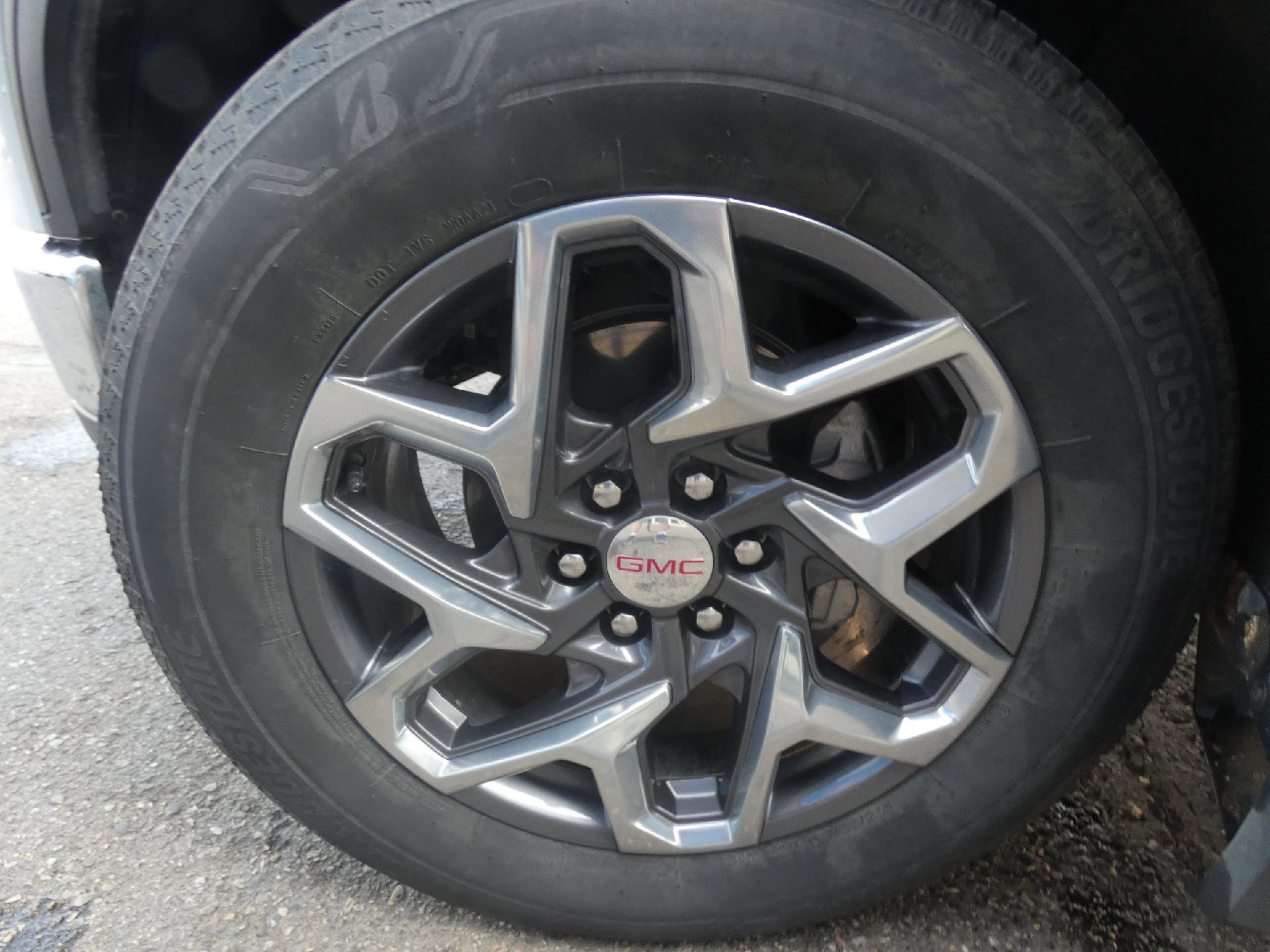Used 2022 GMC Sierra 1500 SLT AWD/4WD image 8