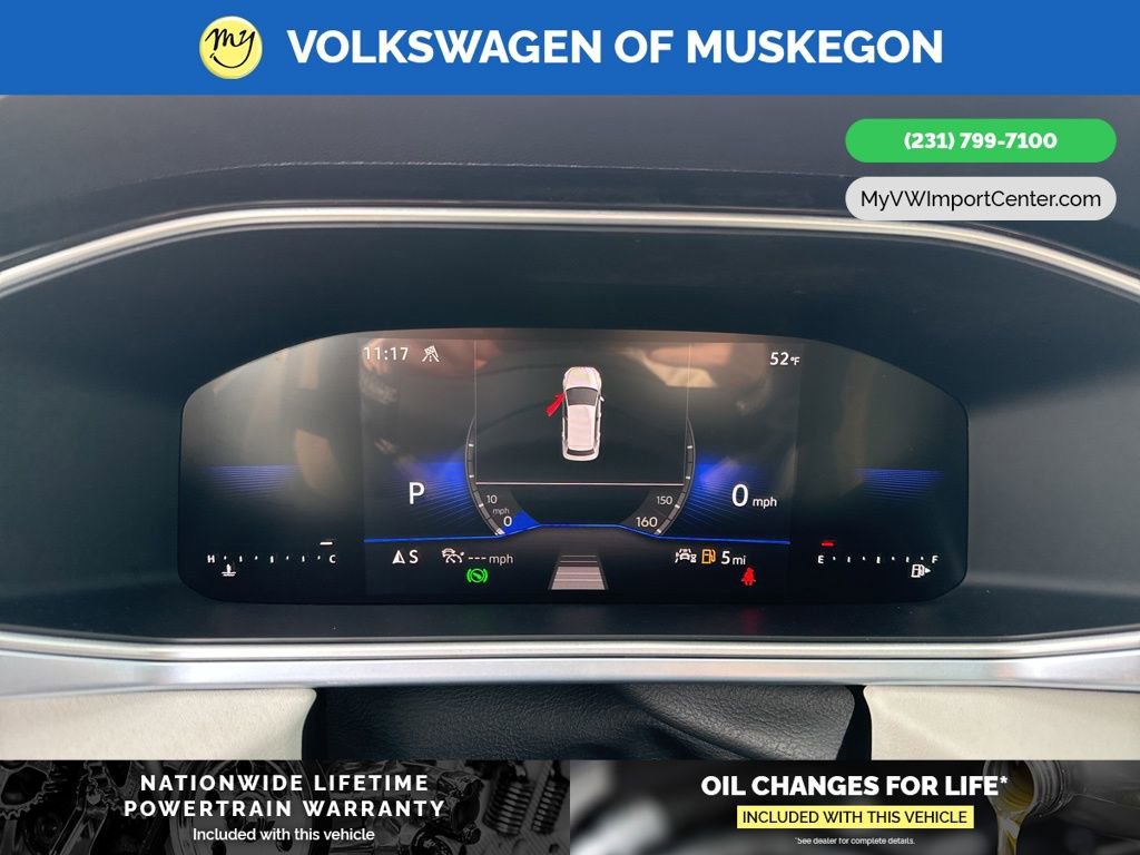 New 2026 Volkswagen Taos SE image 18