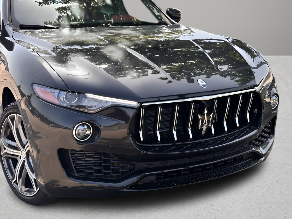 Used 2023 Maserati Levante GT AWD/4WD image 25