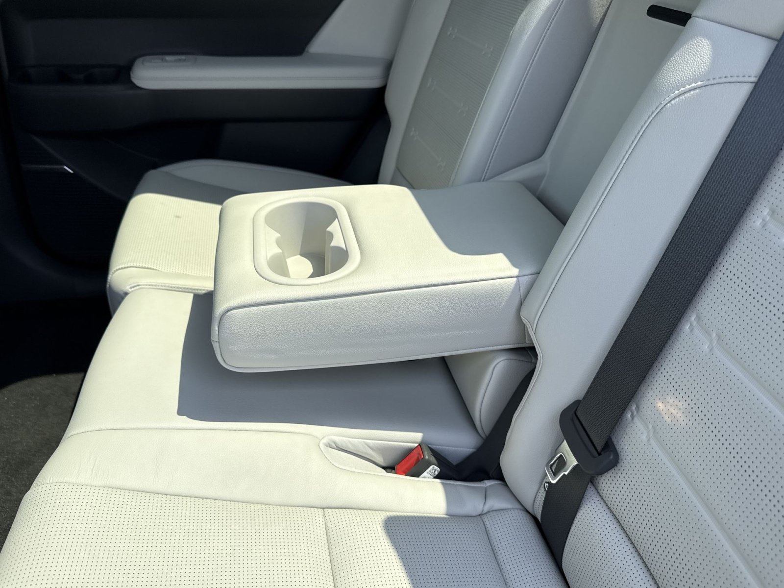 New 2026 Hyundai Santa Fe Limited AWD/4WD image 26
