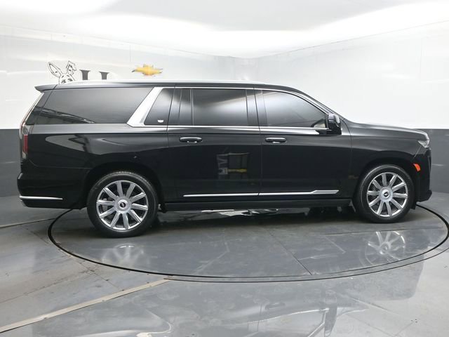 Used 2024 Cadillac Escalade ESV Premium Luxury Platinum image 39