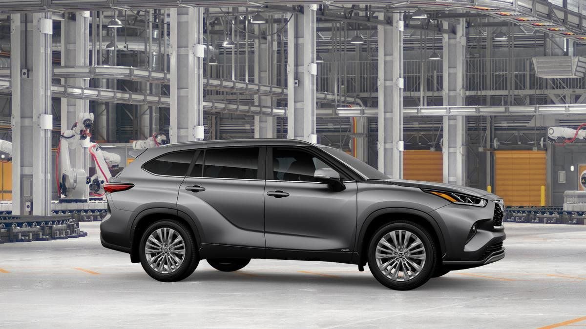 New 2026 Toyota Highlander Platinum image 13