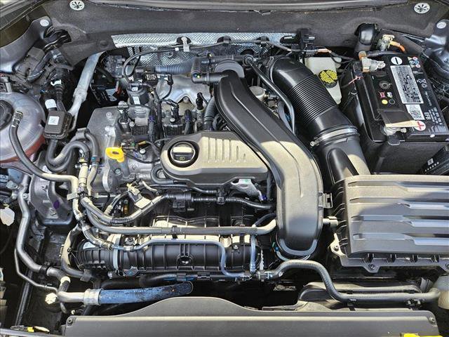 Used 2022 Volkswagen Taos S image 20