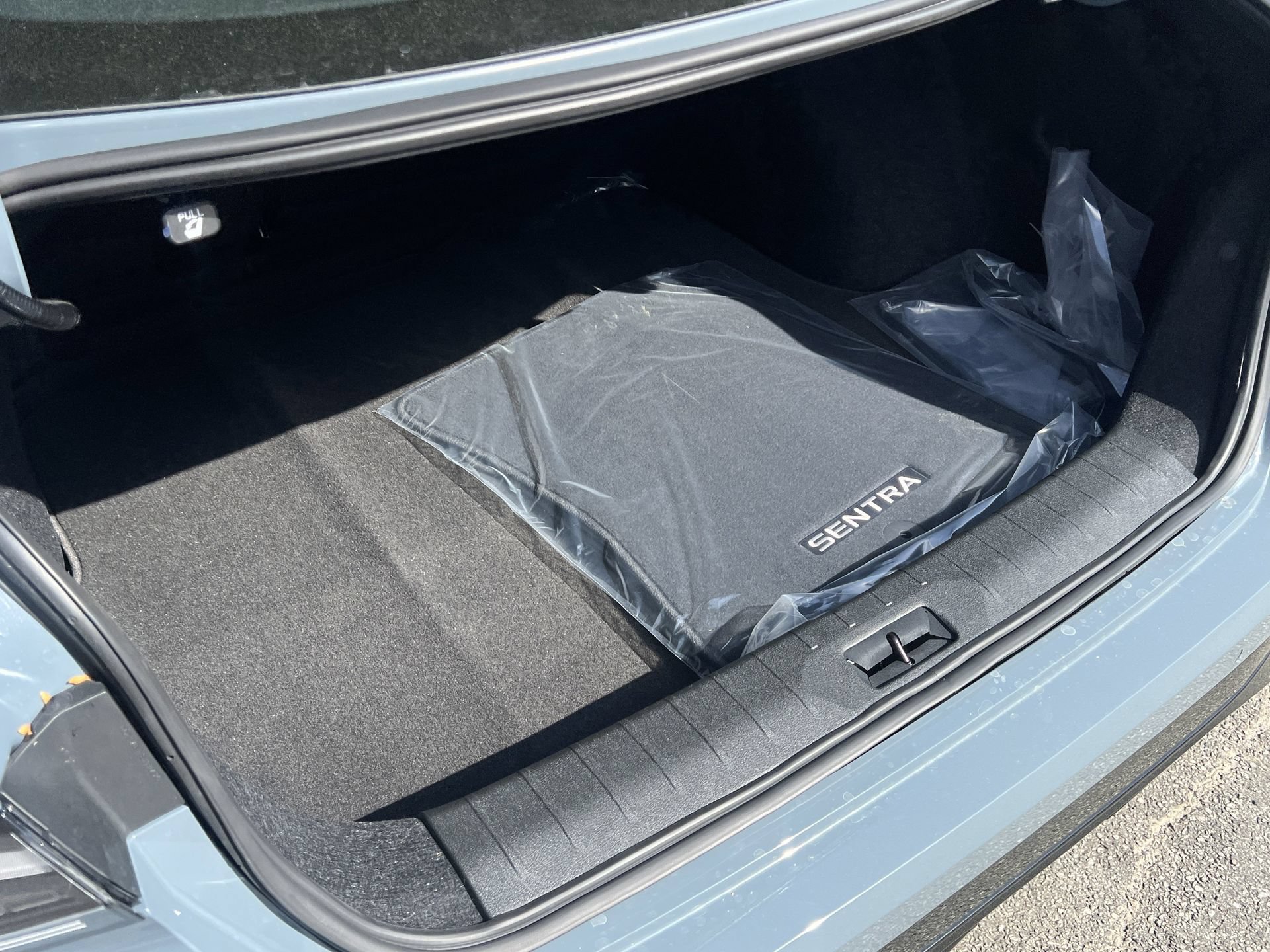 New 2026 Nissan Sentra SR w/ SR Premium Package FWD image 21