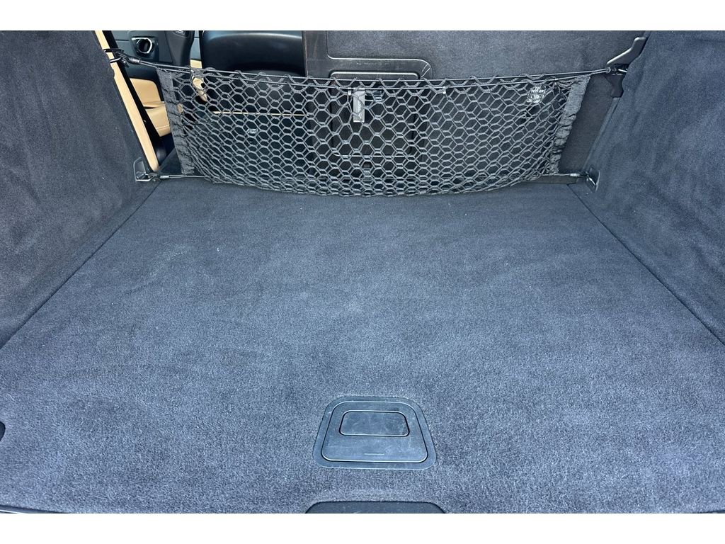 Used 2018 Volvo XC60 T5 Momentum image 16